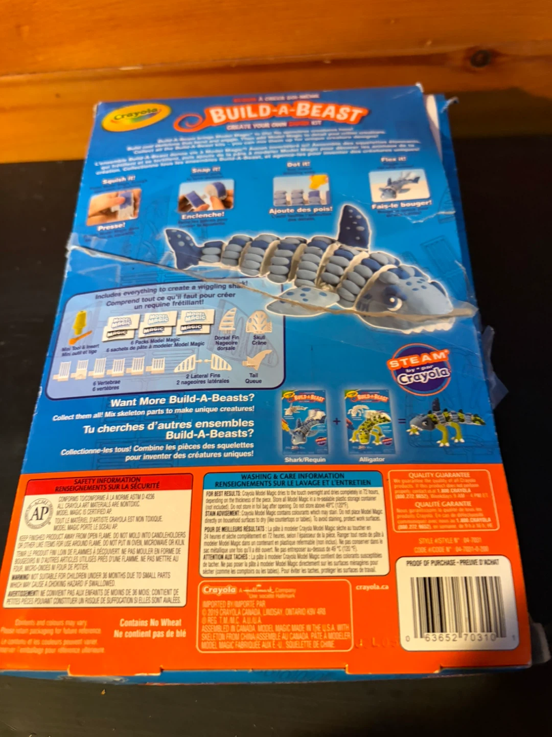 Crayola Build-A-Beast Shark Kit - photo 2