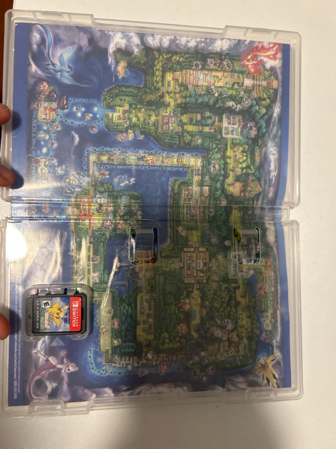 Pokemon Let's Go Pikachu for Nintendo Switch - photo 3