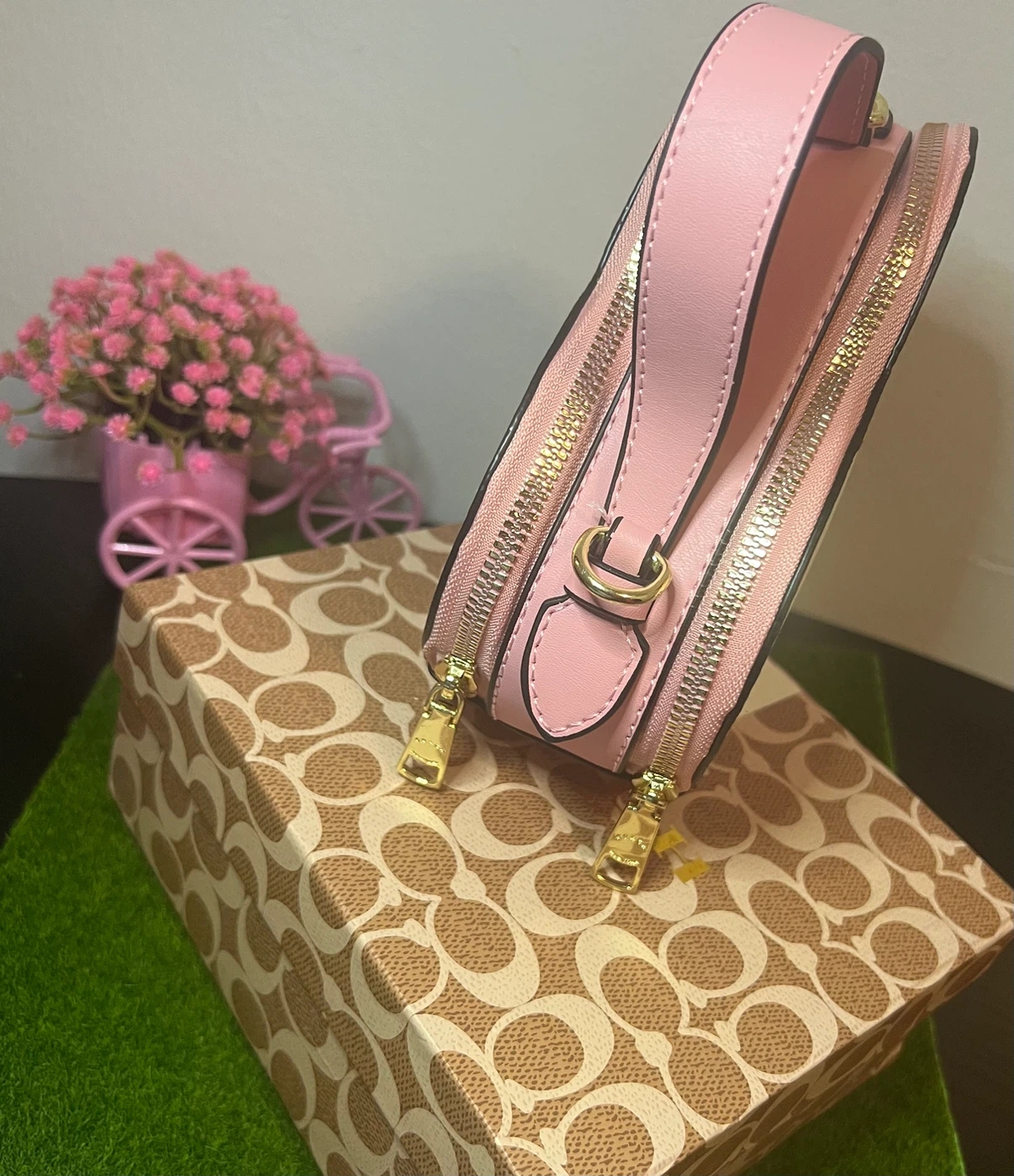 Coach Heart Crossbody Bag - photo 2