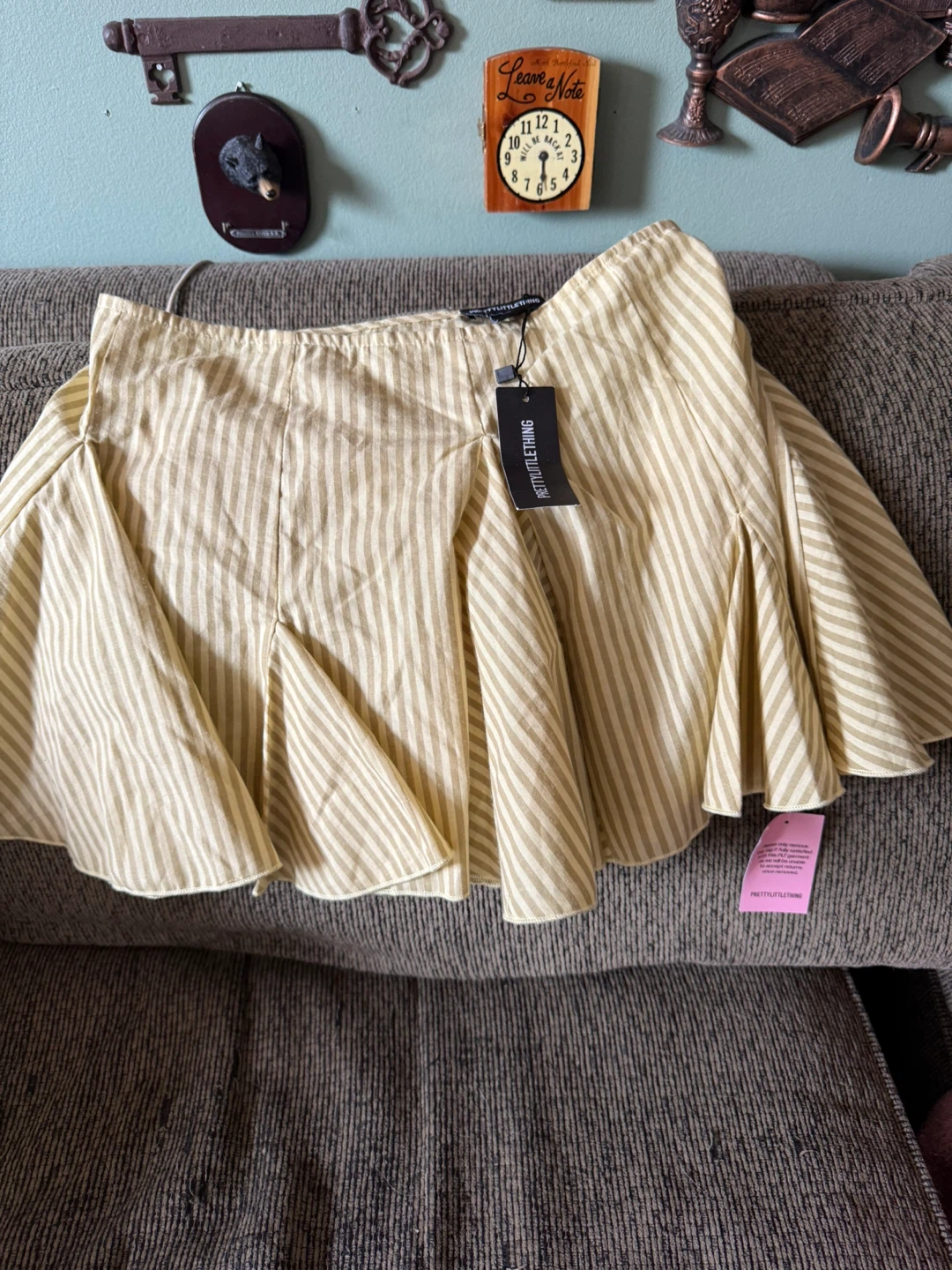PRETTYLITTLETHING Striped Pleated Skirt