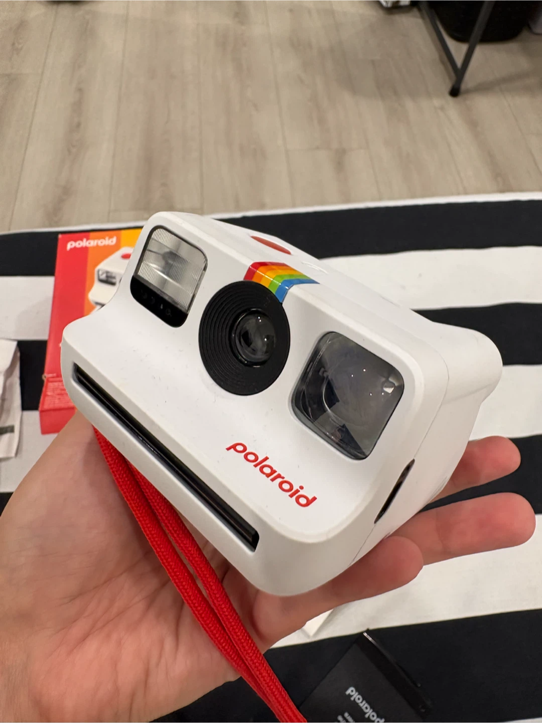 Polaroid Go Instant Camera - photo 3