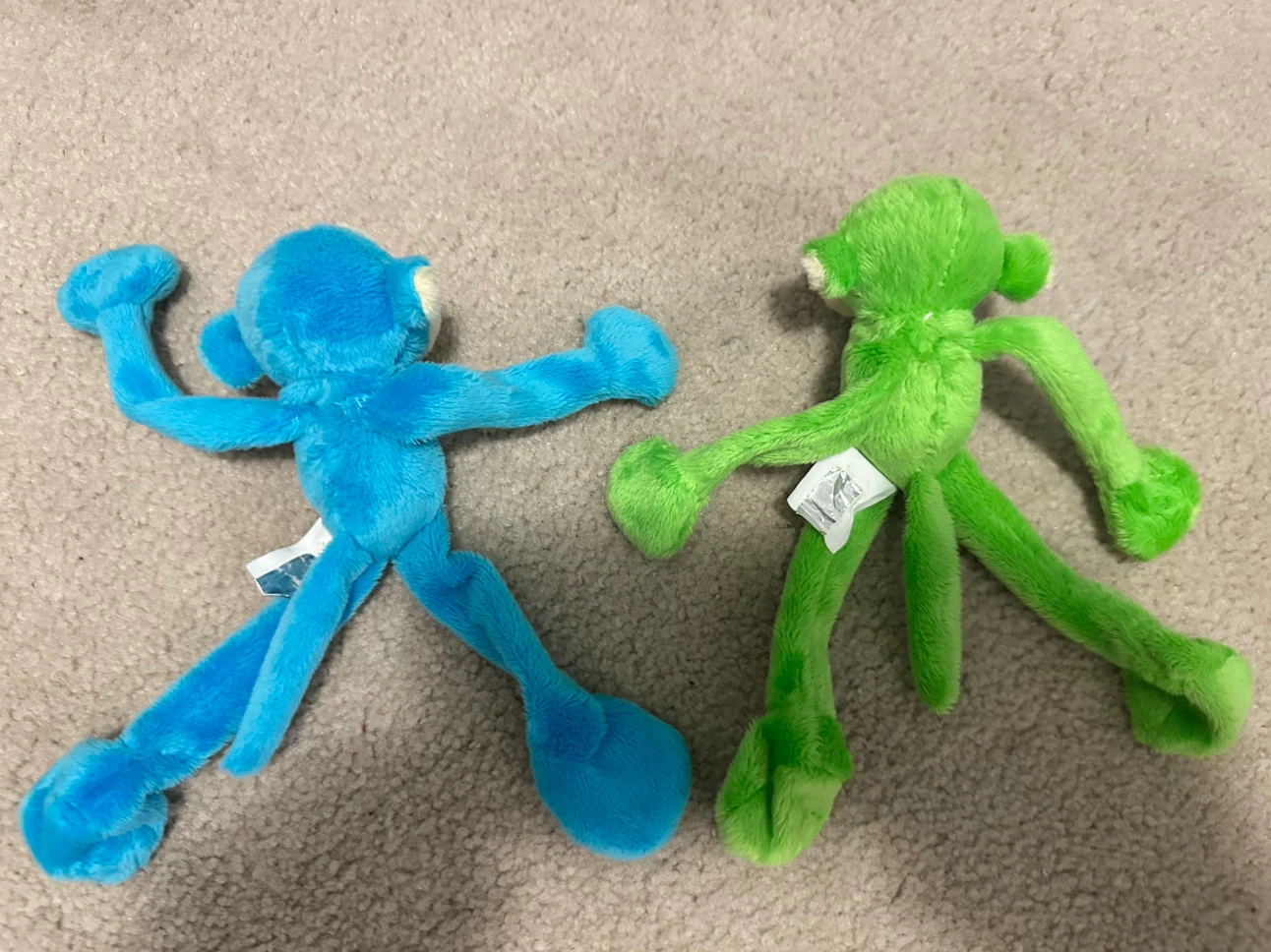 Two Las Vegas Plush Monkeys - photo 4