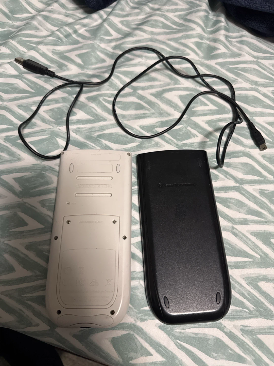 Texas Instruments TI-84 Plus C Silver Edition - photo 3