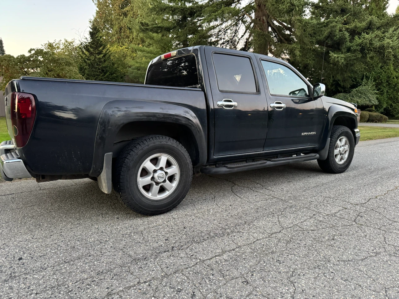 2005 Chevrolet Canyon Crewcab Auto 4x4 - photo 2