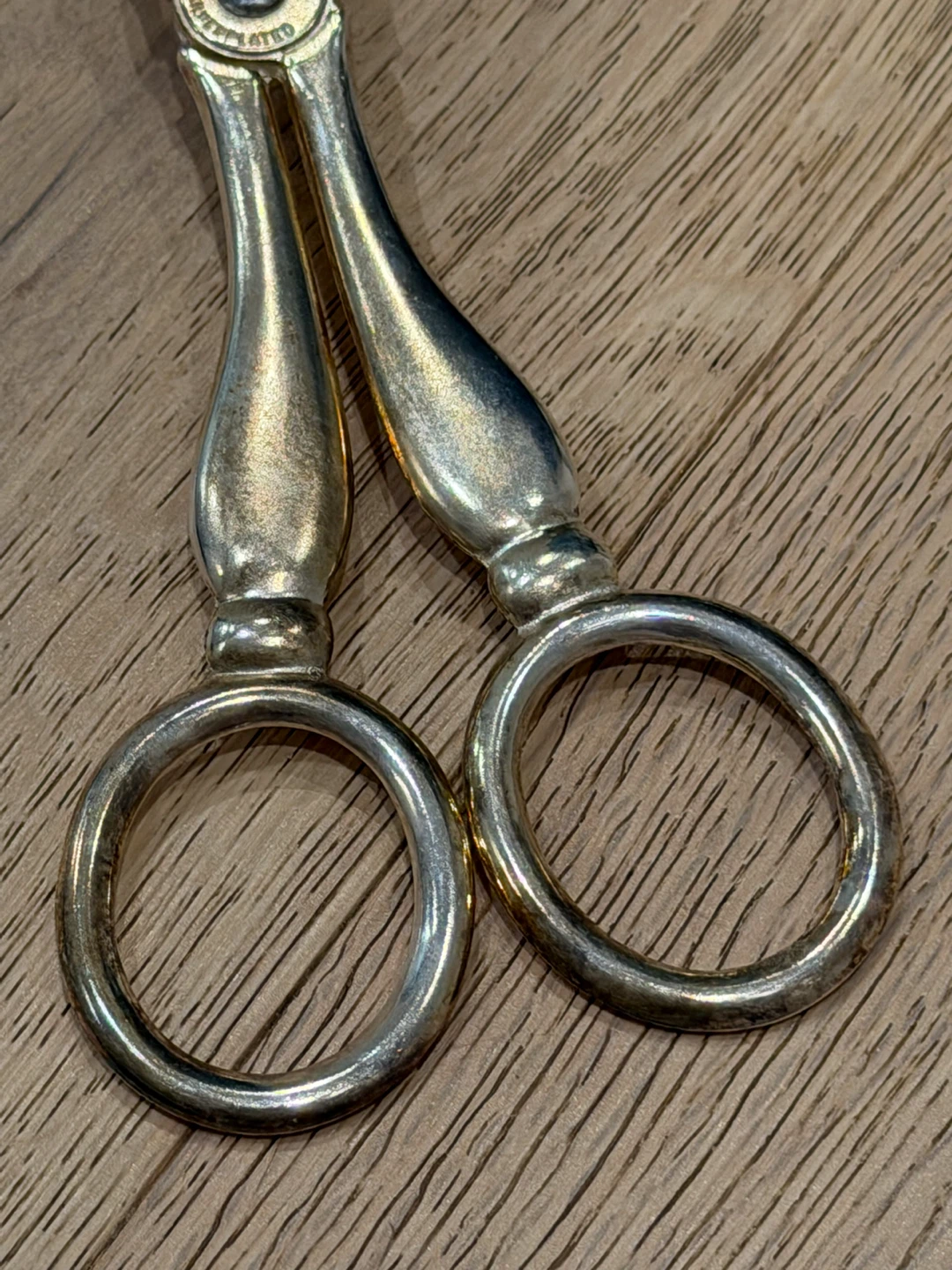 Vintage Italian Silver-Plated Salad Tongs - photo 3