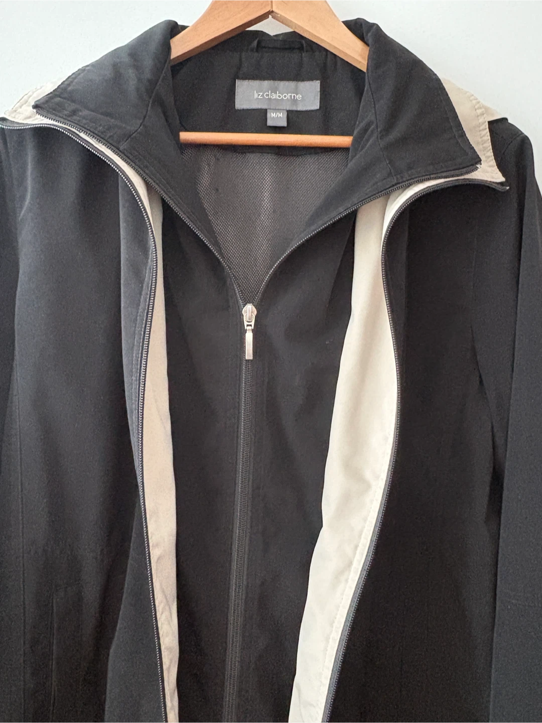 Liz Claiborne Medium Jacket removable hood - photo 2