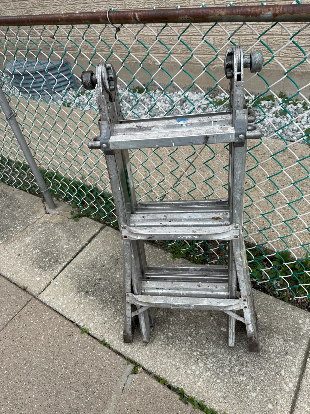 10  ft  Multi-Position Ladder. $100.00 or best offer - photo 5