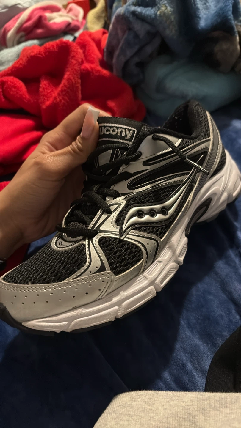 Saucony Women's Running Shoes Black and Silver - photo 2