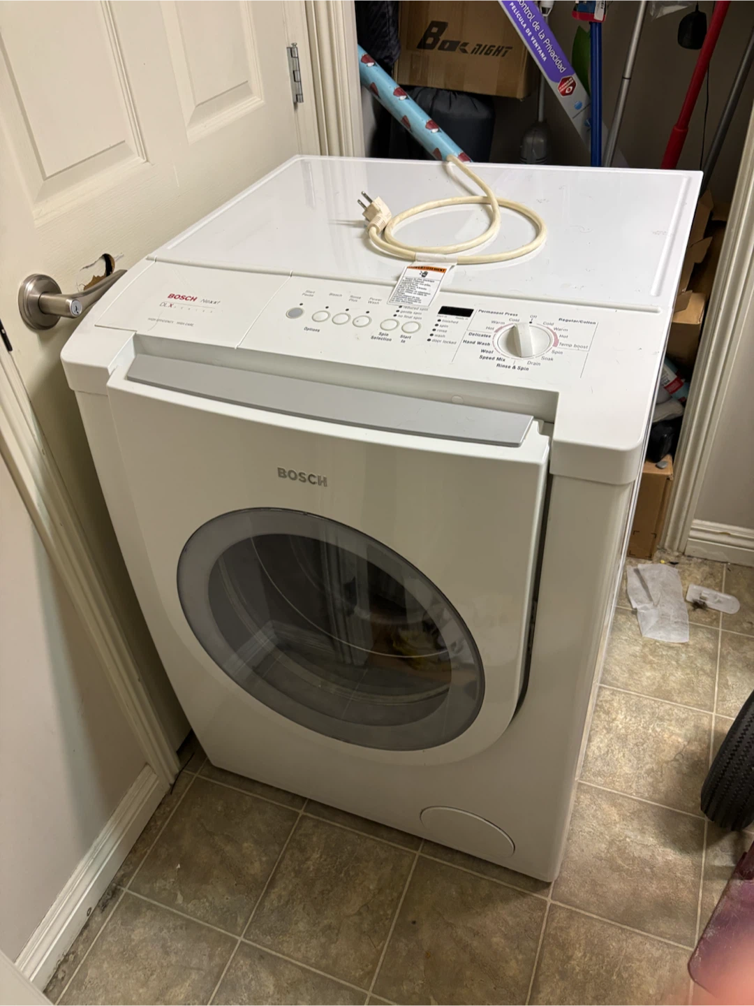 Bosch Nexxt DLX Series White Clothes Washer & Dryer