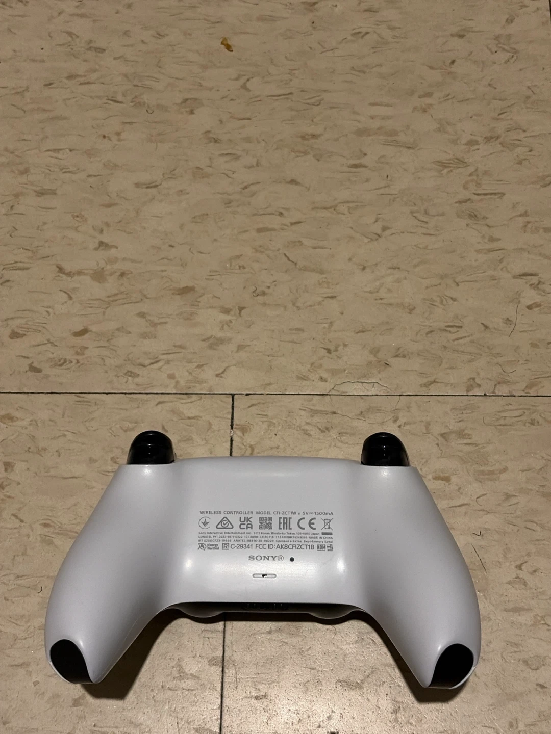Sony PlayStation 5 DualSense Wireless Controller - photo 2