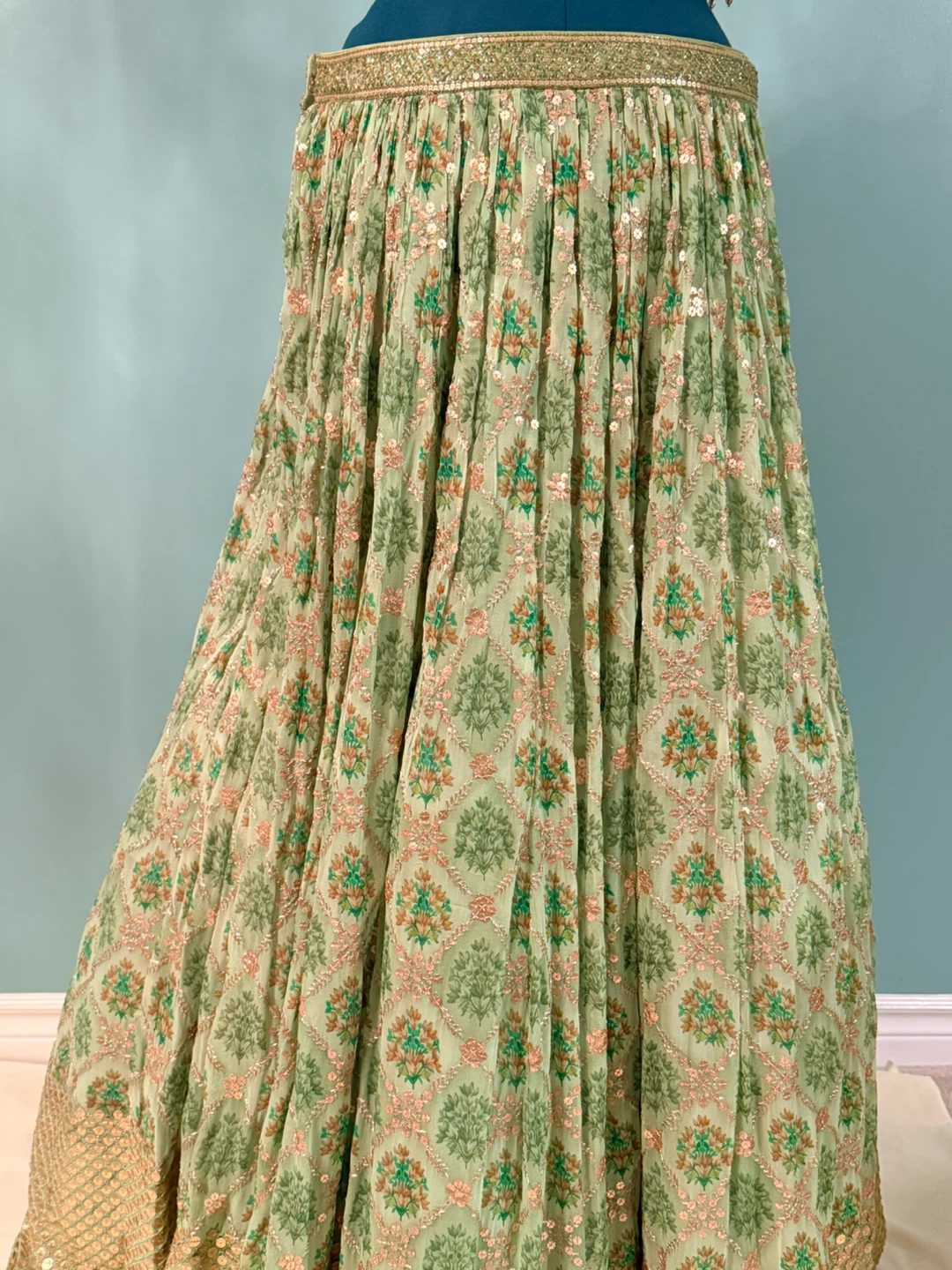Green Floral Embroidered Lehenga Set - photo 3