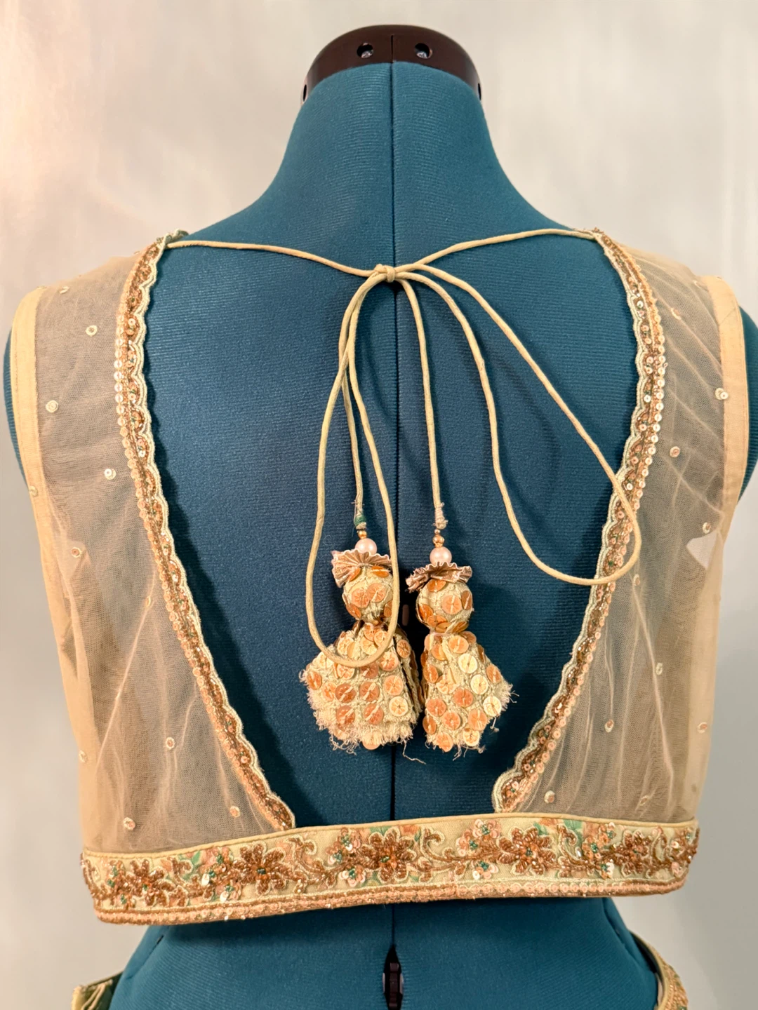 Green Floral Embroidered Lehenga Set - photo 4