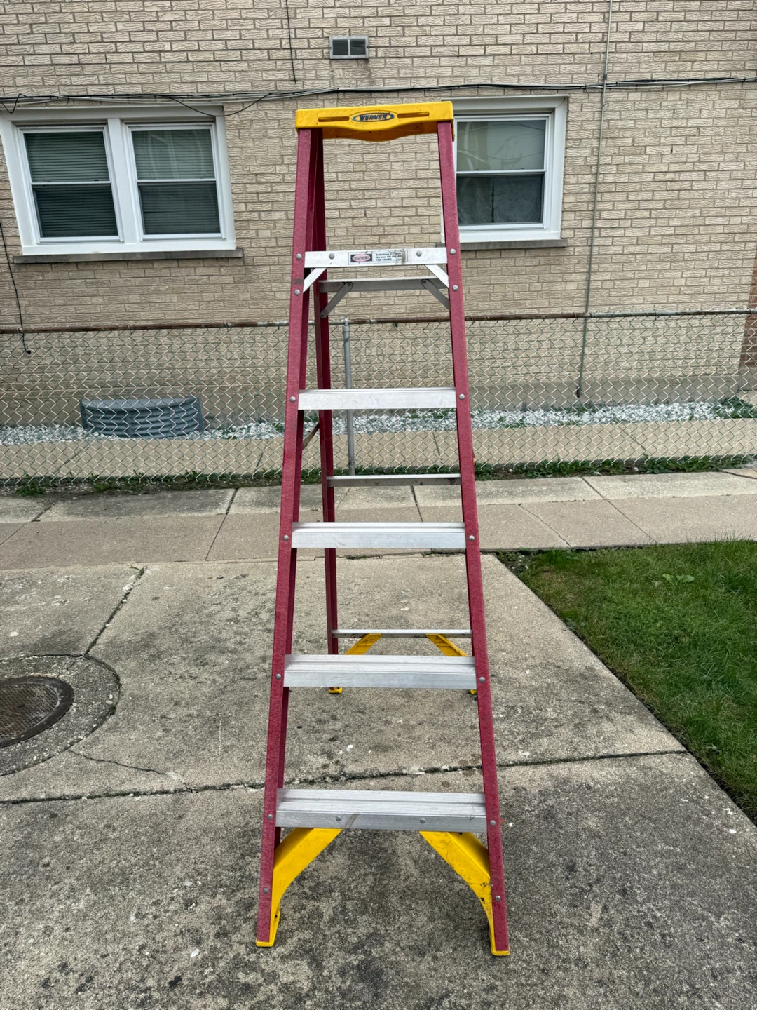 6 ft Werner Fiberglass Step Ladder. $60.00 or best offer.