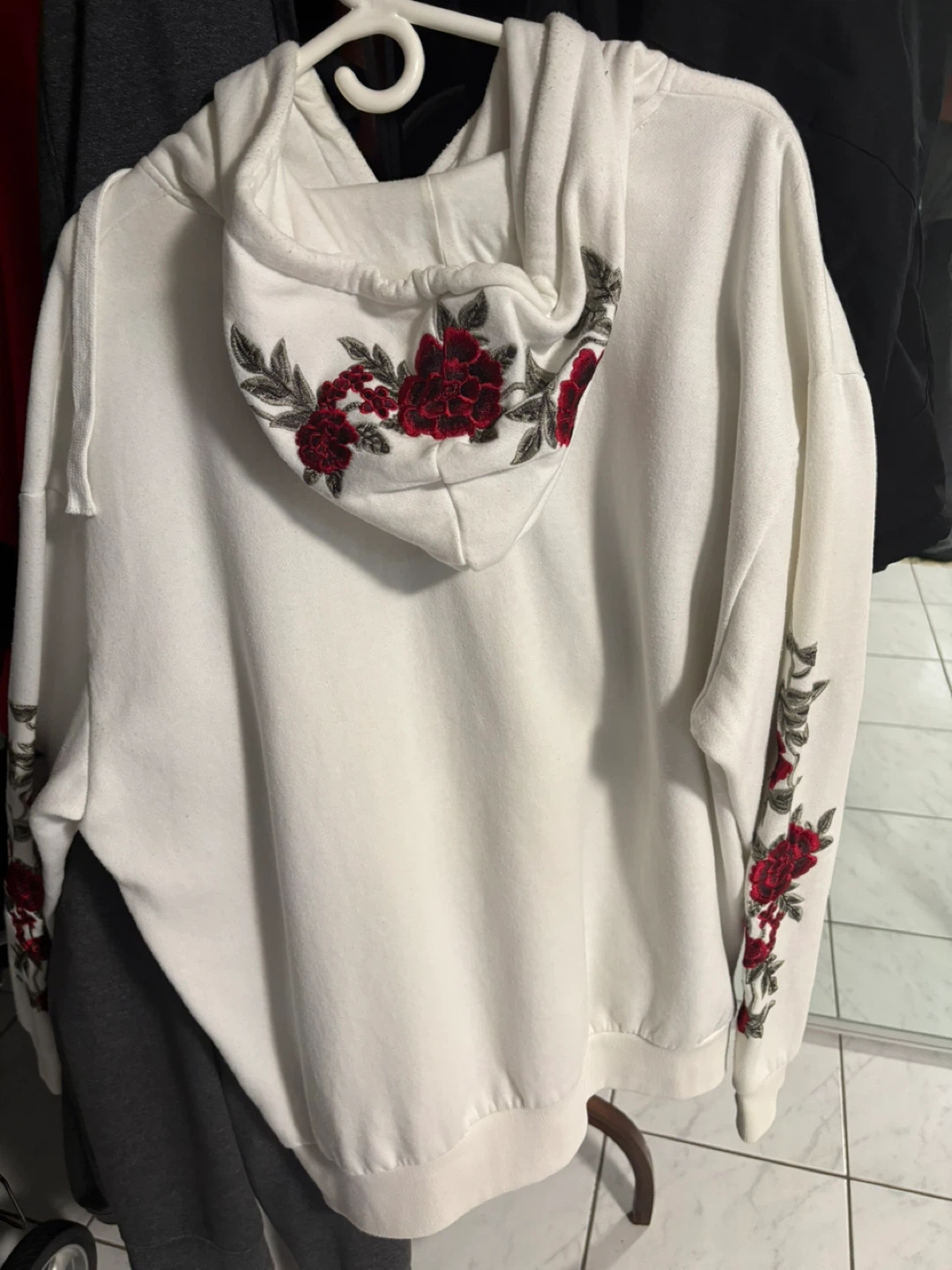 Men’s Legend Rose Embroidered Hoodie - photo 2
