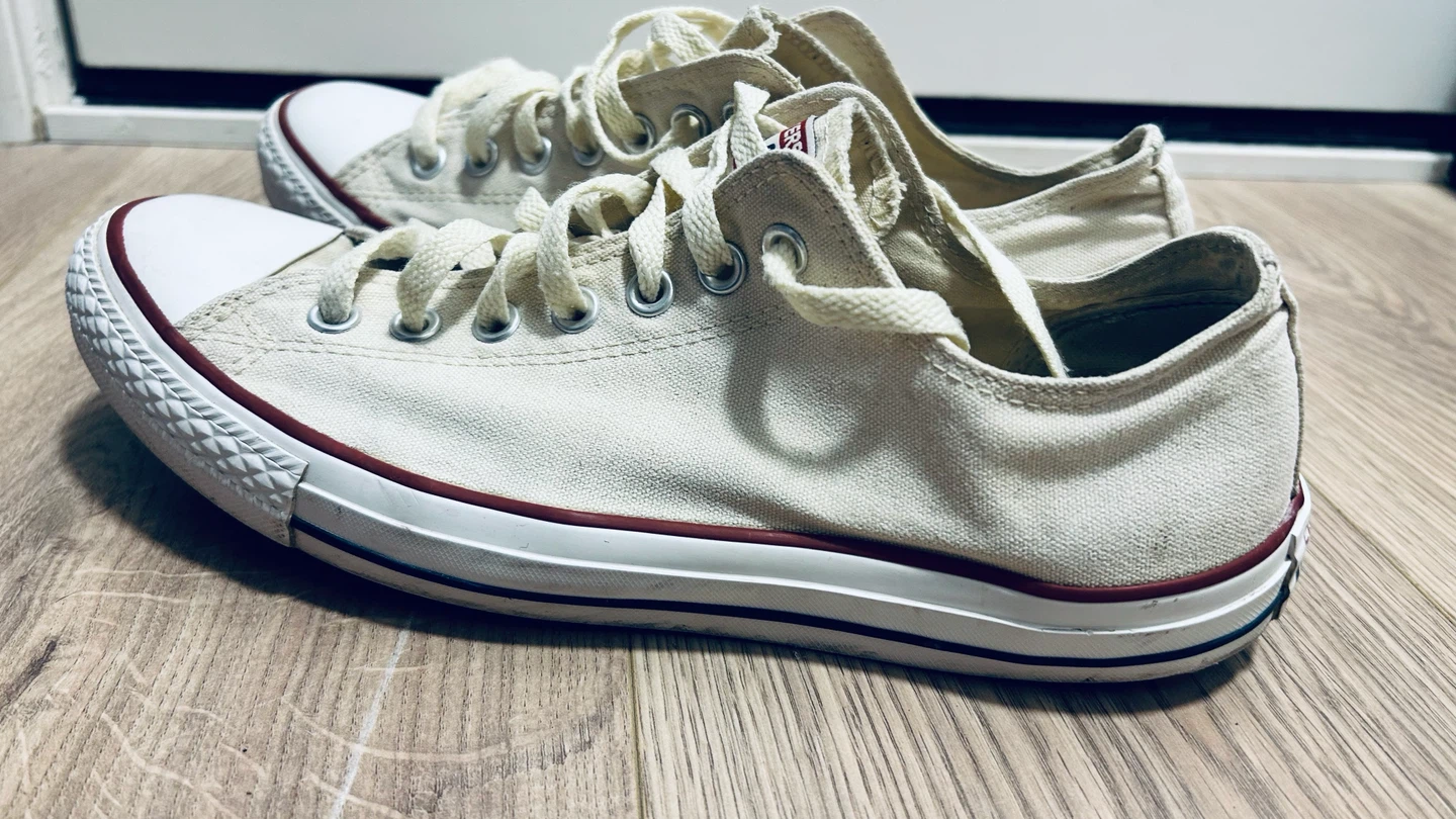Converse Chuck Taylor All Star Unisex Sneakers – Men’s 10 - photo 2