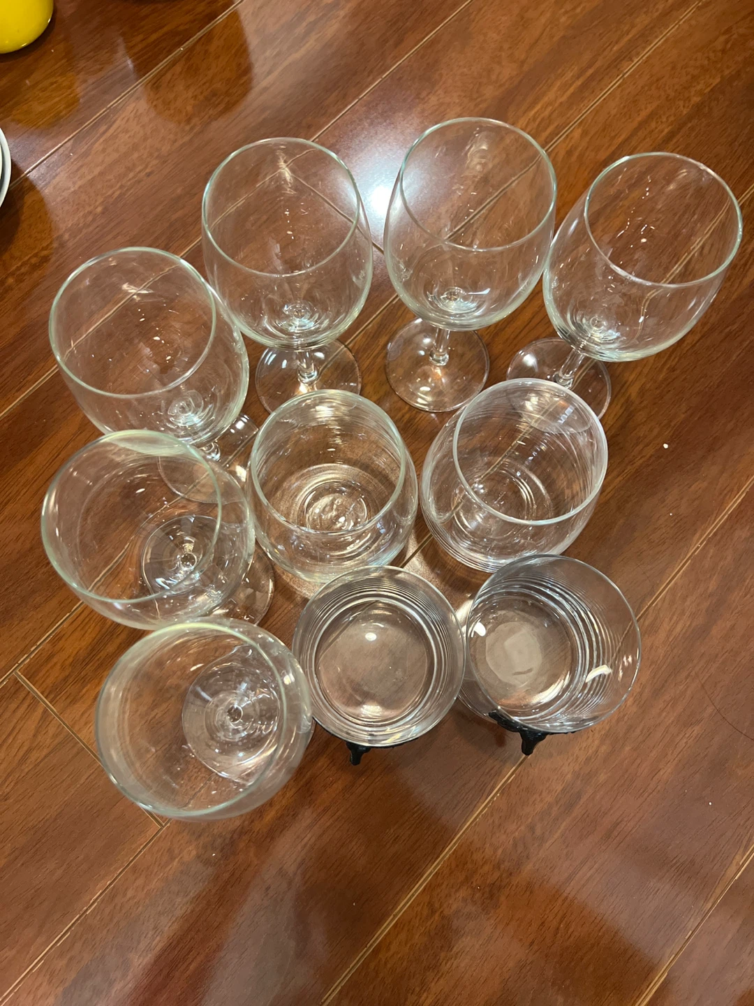 Assorted Drinking Glasses Set