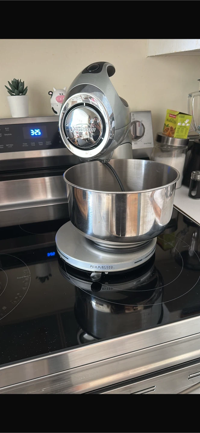 Sunbeam Mixmaster Stand Mixer - photo 2