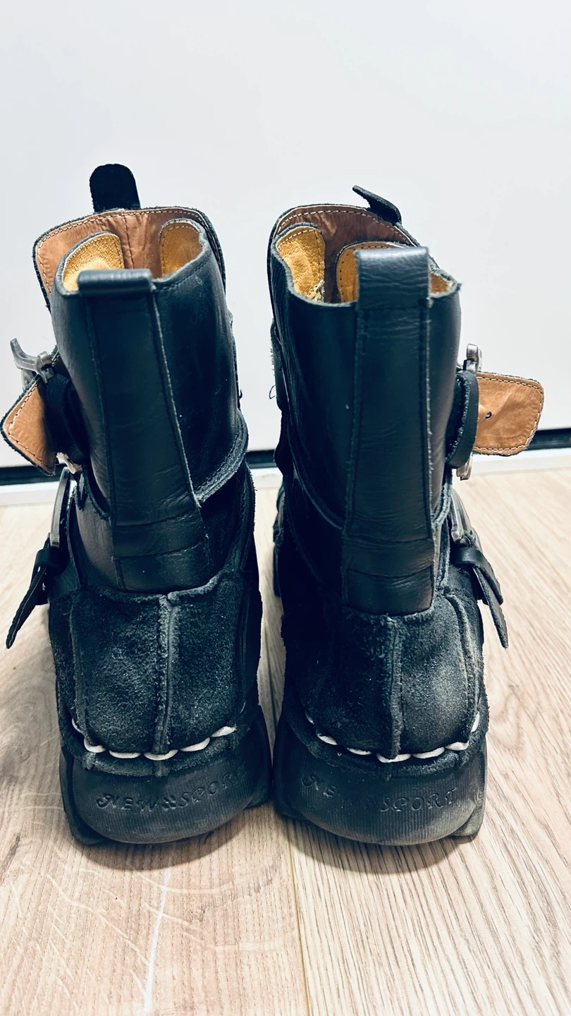 Black Leather Biker Boots with Skull Buckles – - photo 3