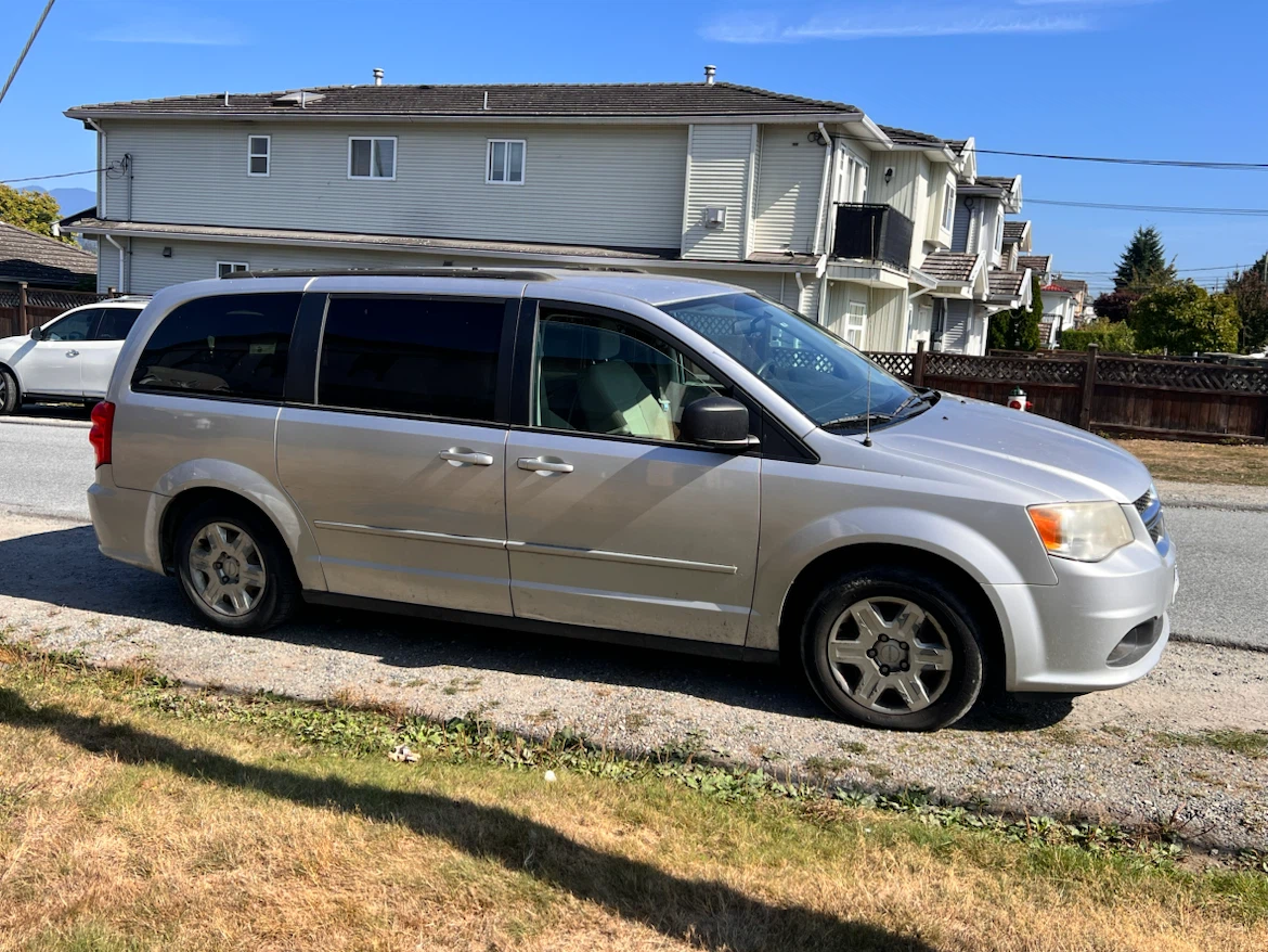 2011 Dodge Grand Caravan - photo 4