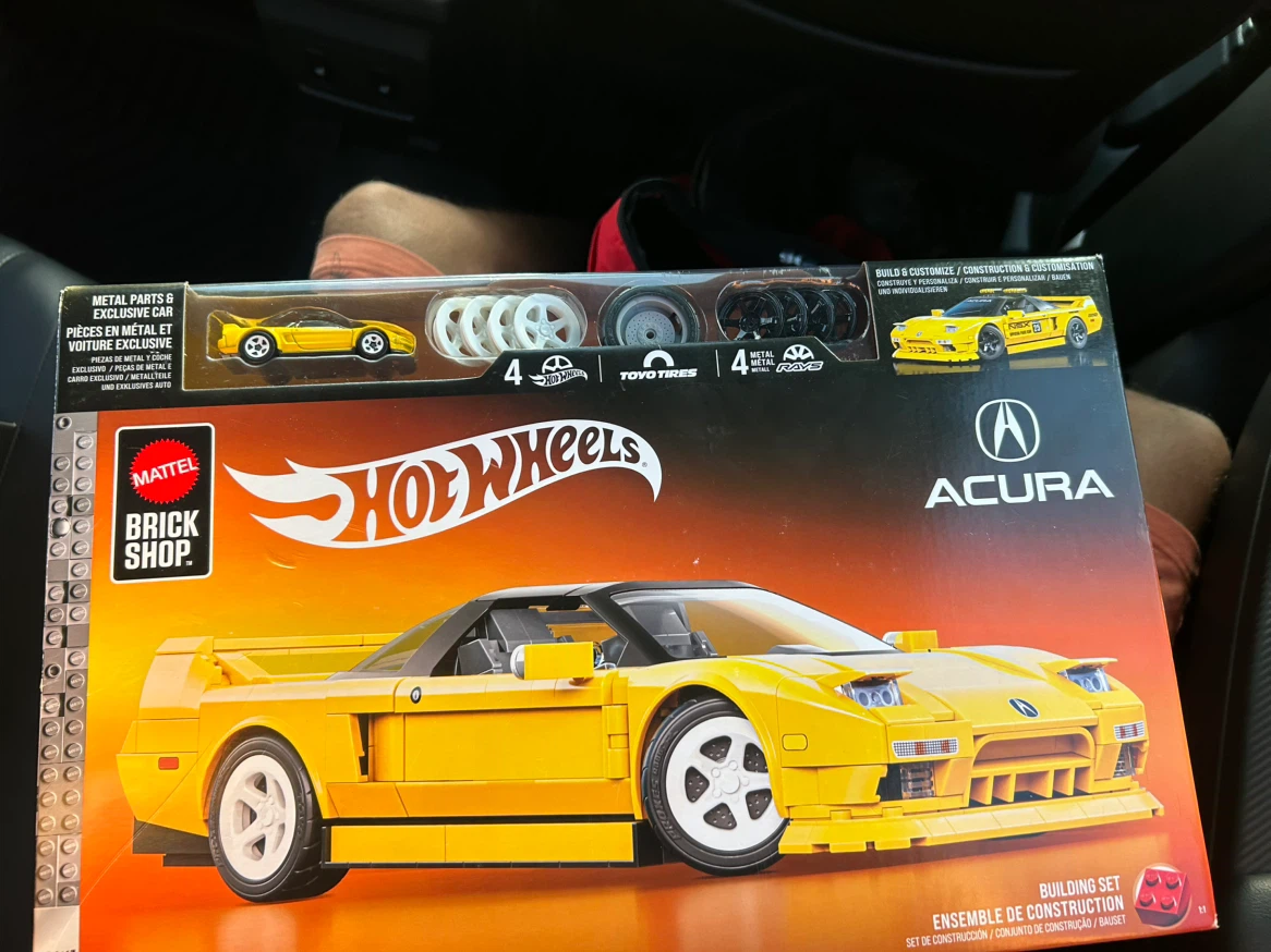 Hot Wheels Brick Shop Acura NSX Building Set