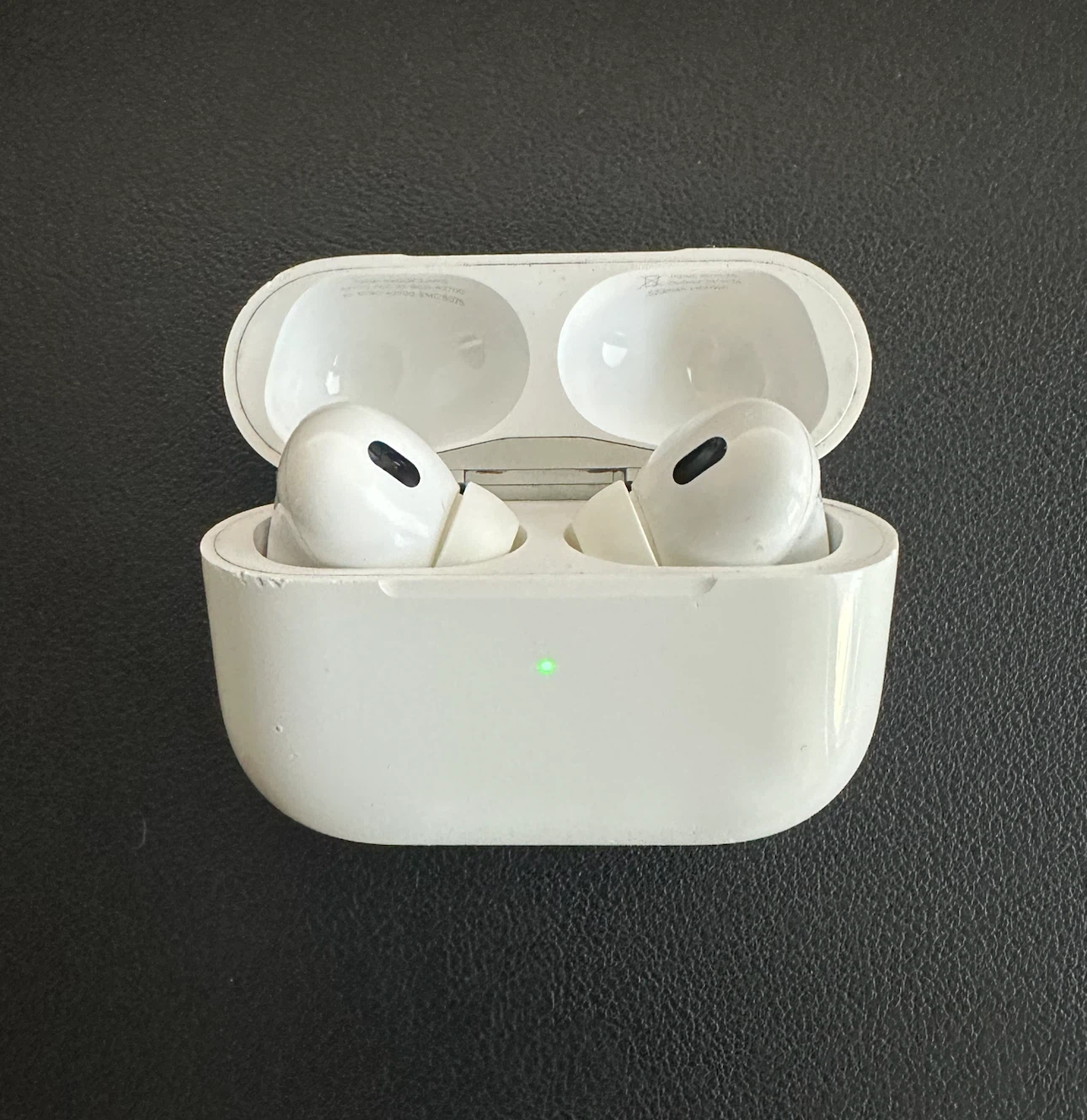 Apple AirPods Pro 2nd Generation - photo 2