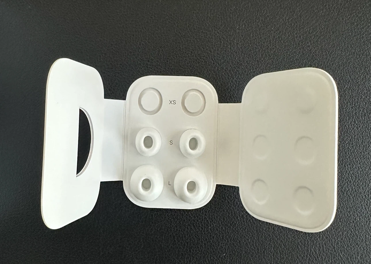 Apple AirPods Pro 2nd Generation - photo 5
