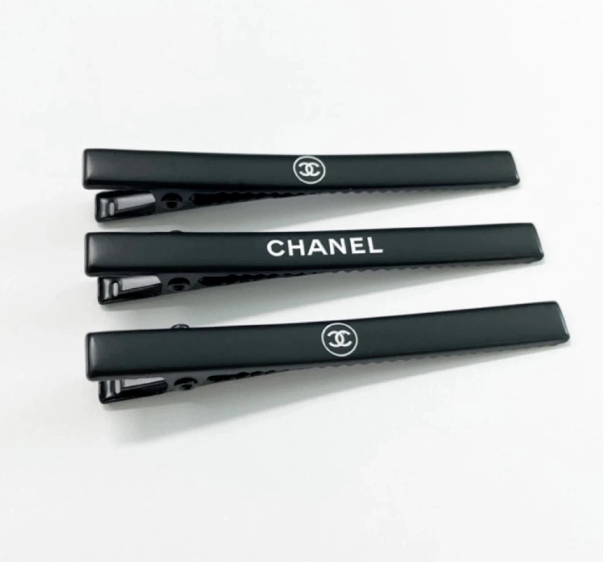 Chanel beauty Black Hair Clips Set