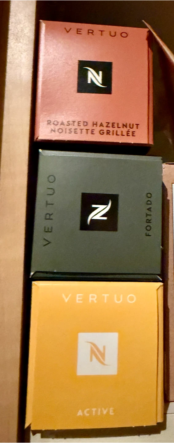 Nespresso Vertuo Coffee Machine + metal drawer and pods - photo 4