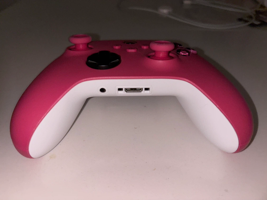 Pink Xbox Wireless Controller - photo 3