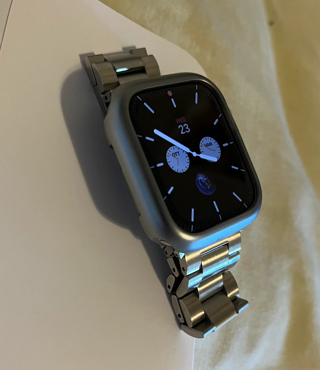 Apple Watch Series 9/ 45mm/ 64gb w/ C-Cable and Extras! - photo 5