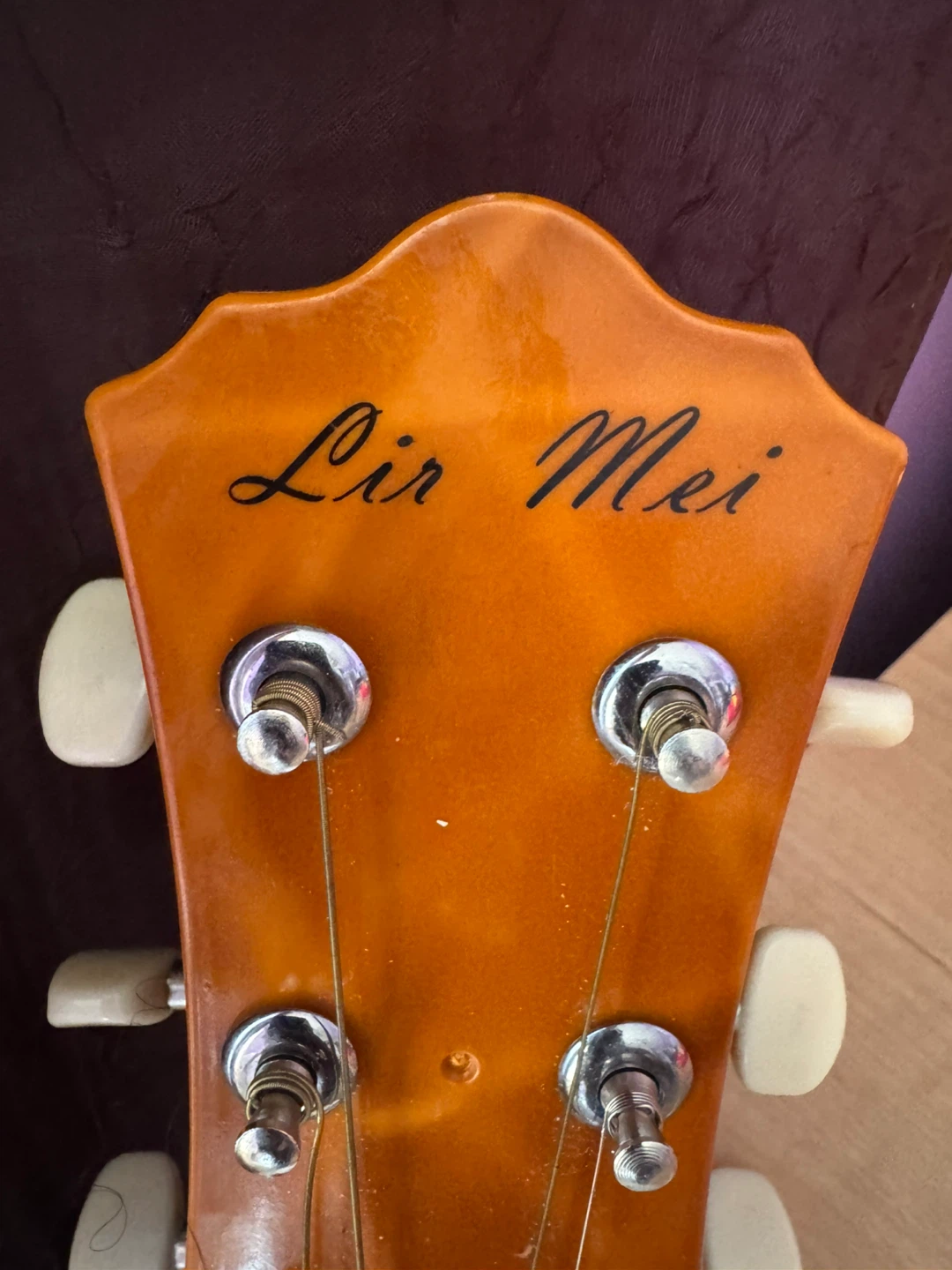 Lin Mei 6-String Acoustic Guitar – Cutaway - photo 2