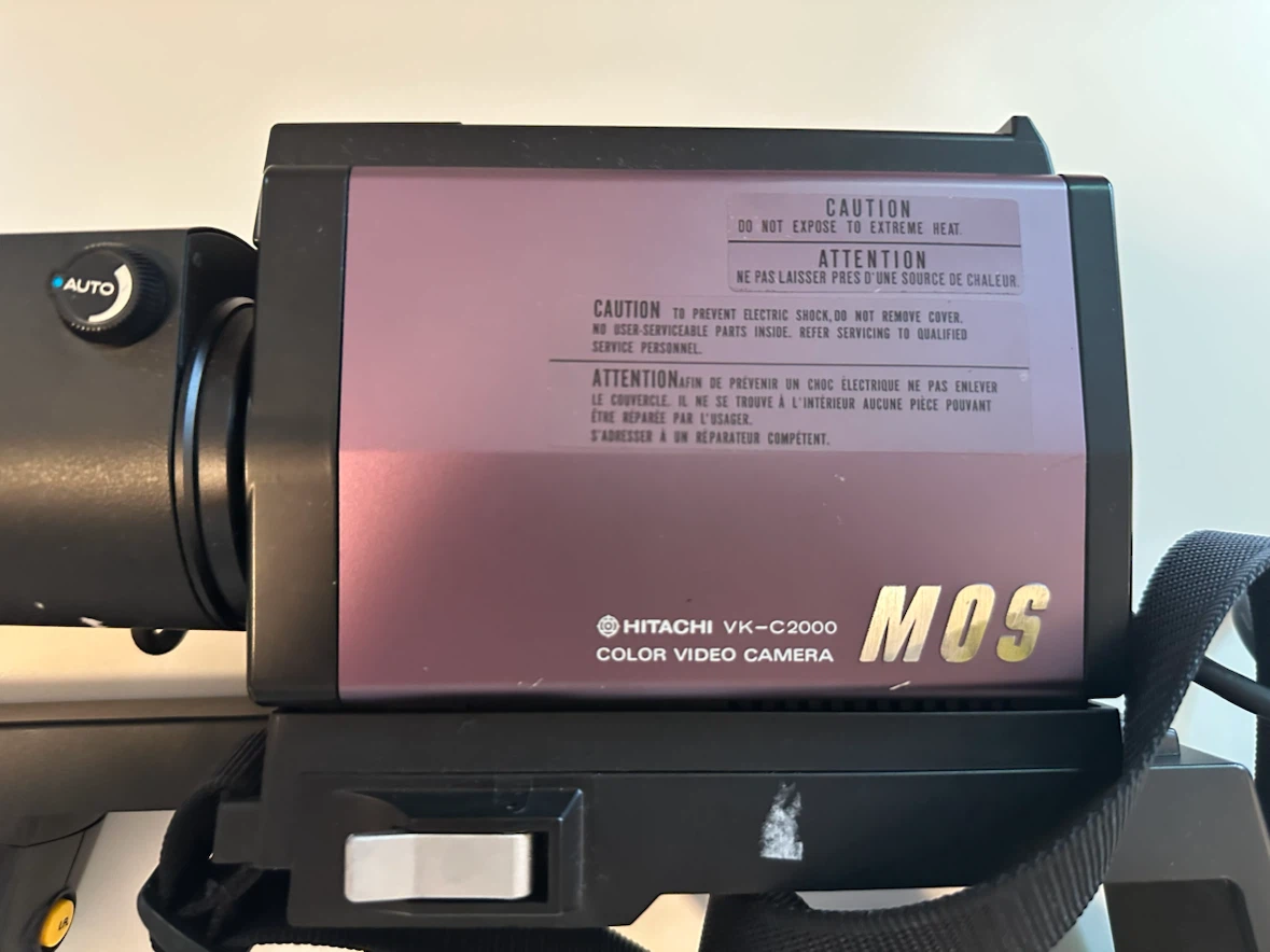 Hitachi VK-C2000 Video Camera - photo 2