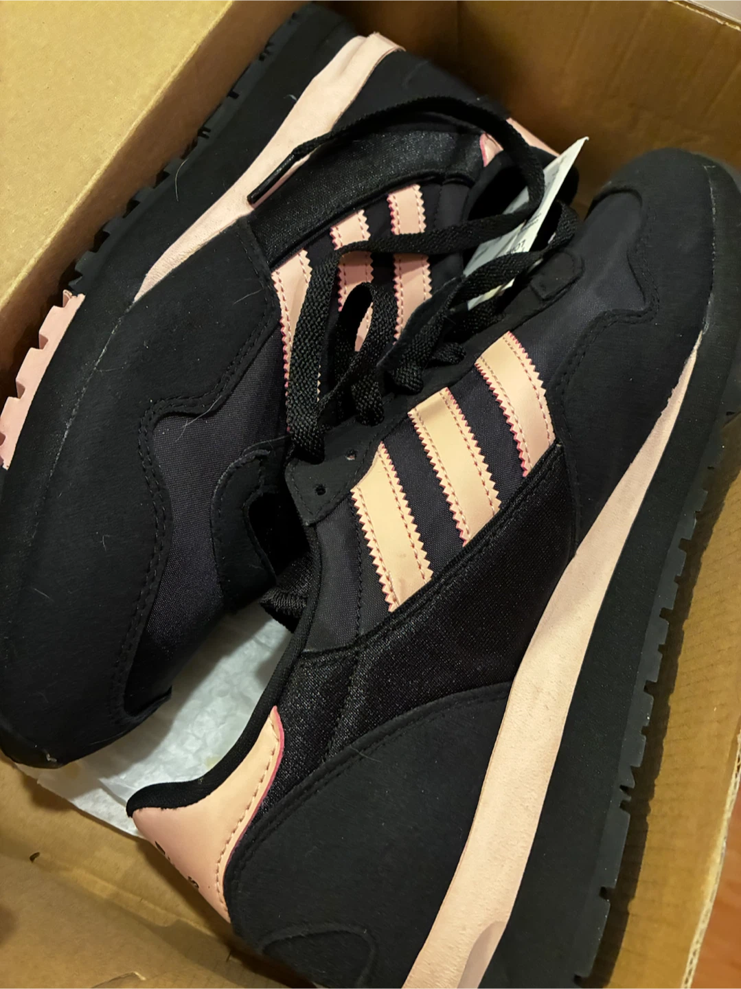 Adidas Shoes - photo 4