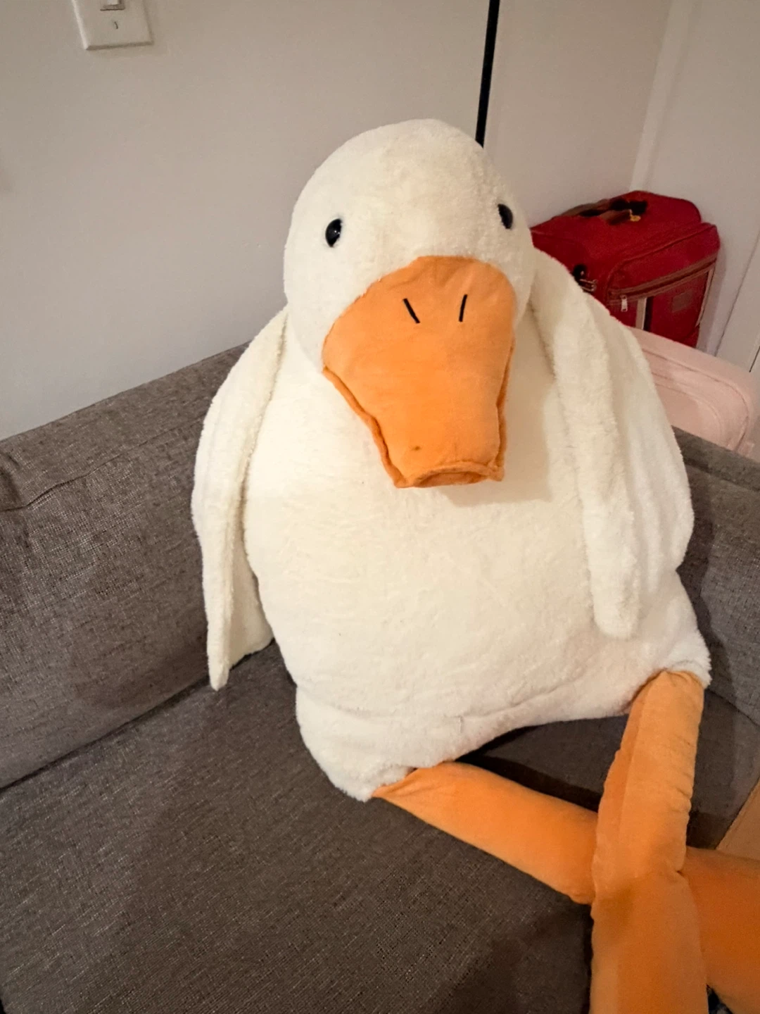 4ft Giant Goose Plushie 🦆 - Must Go