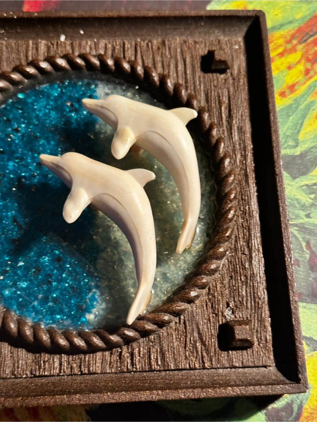 Mid Century 1975 Crushed Lucite Dolphin Wall Art - photo 3