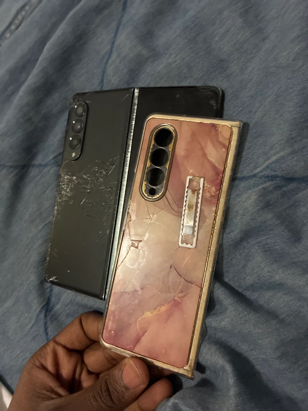 Samsung Galaxy Z Fold Smartphone - photo 3