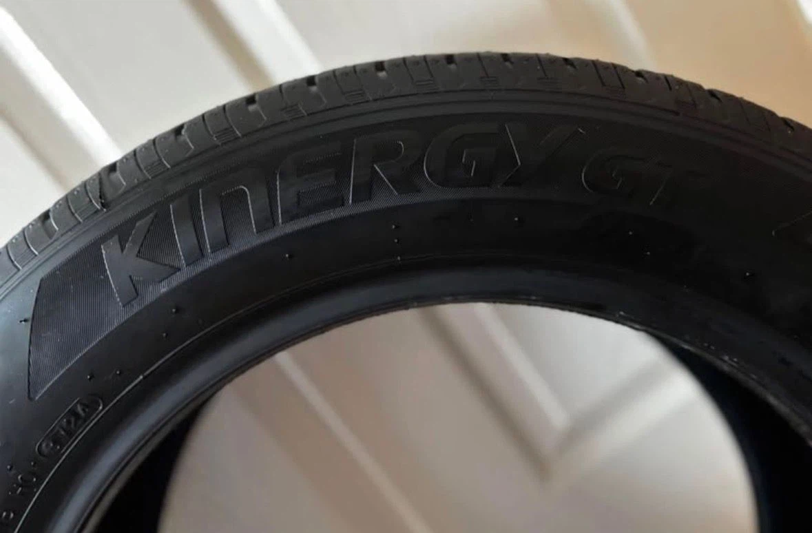 Hankook Kinergy GT Tire 205/55R16 - photo 3