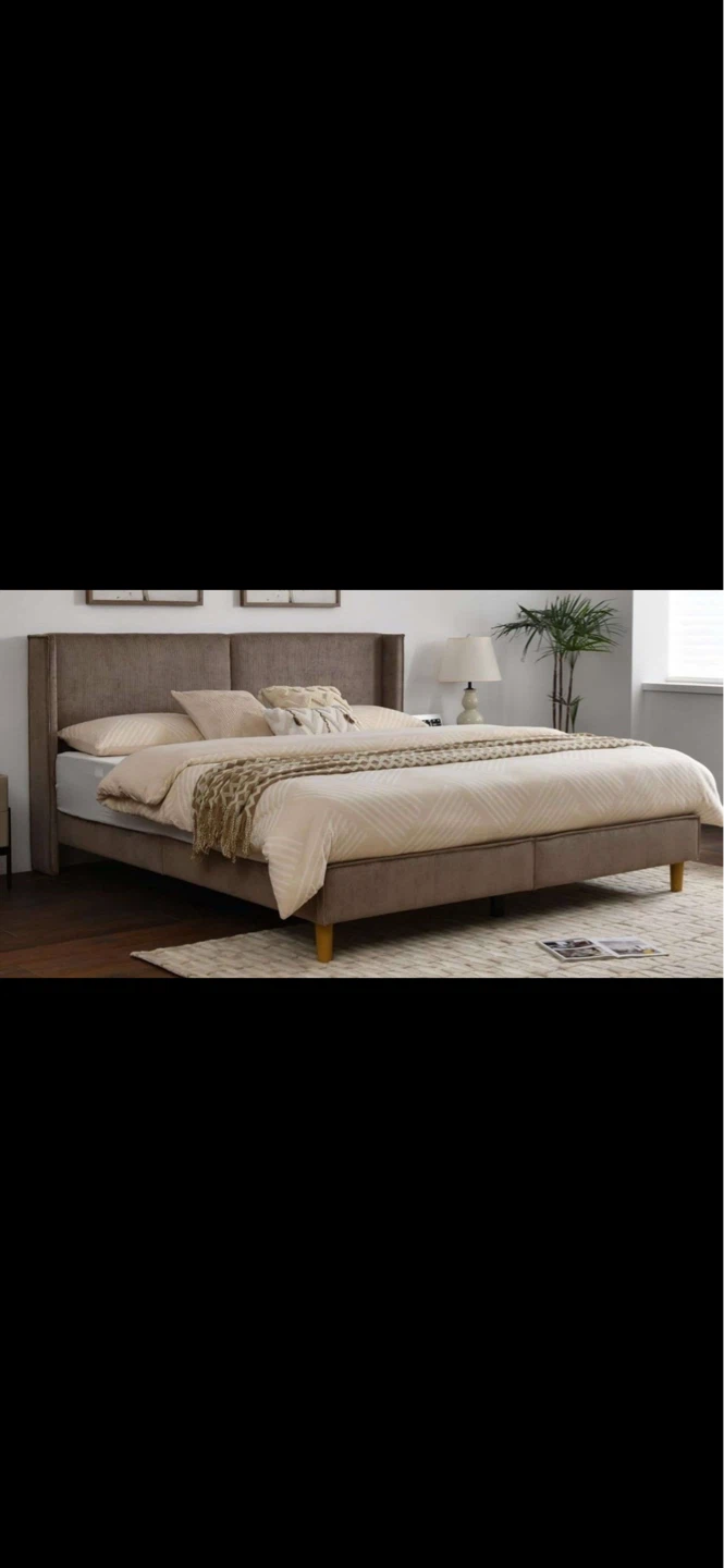 Yuhuashu Upholstered King Bed Frame - Mink