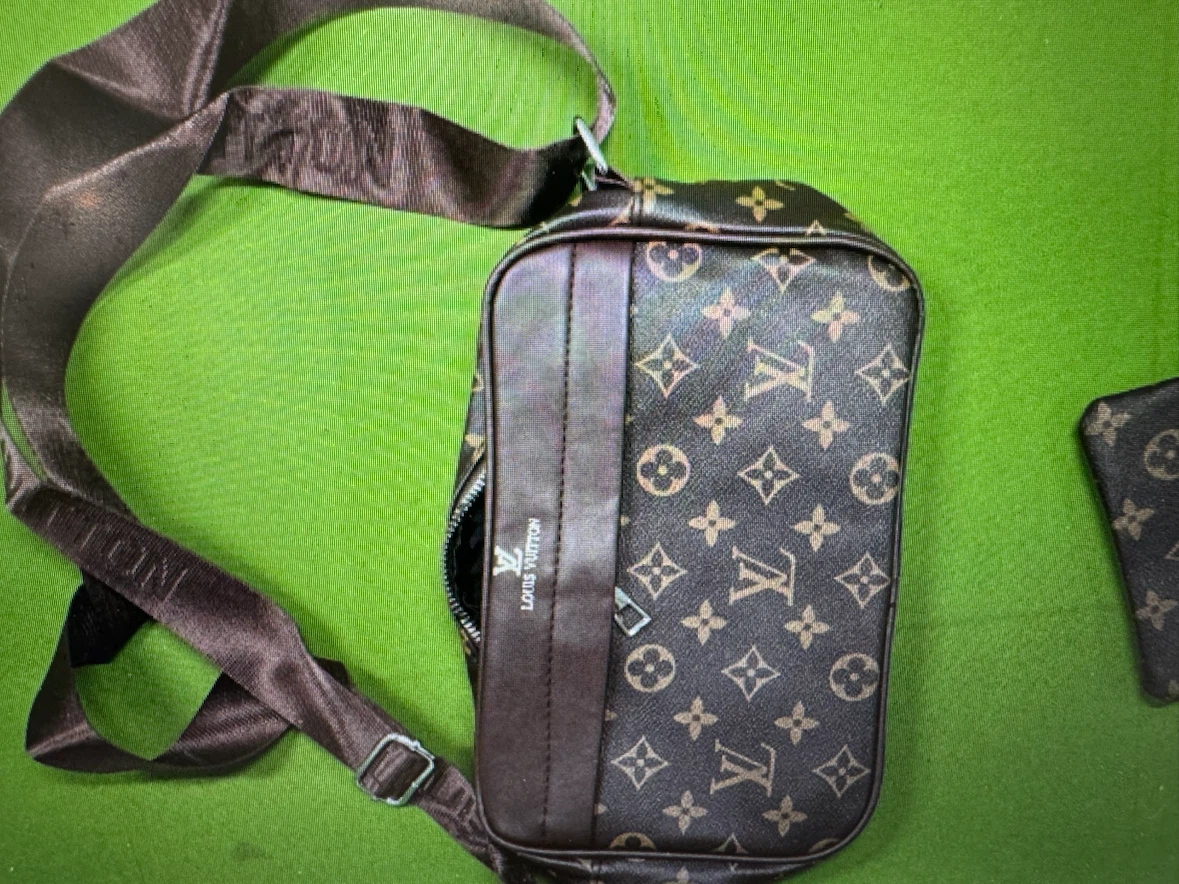 Designer side bags - photo 3