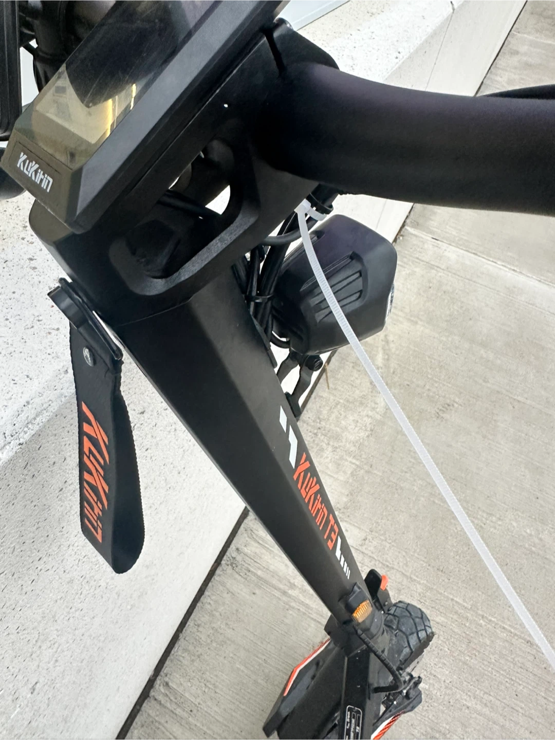 KuKirin T3 Electric Scooter - photo 3