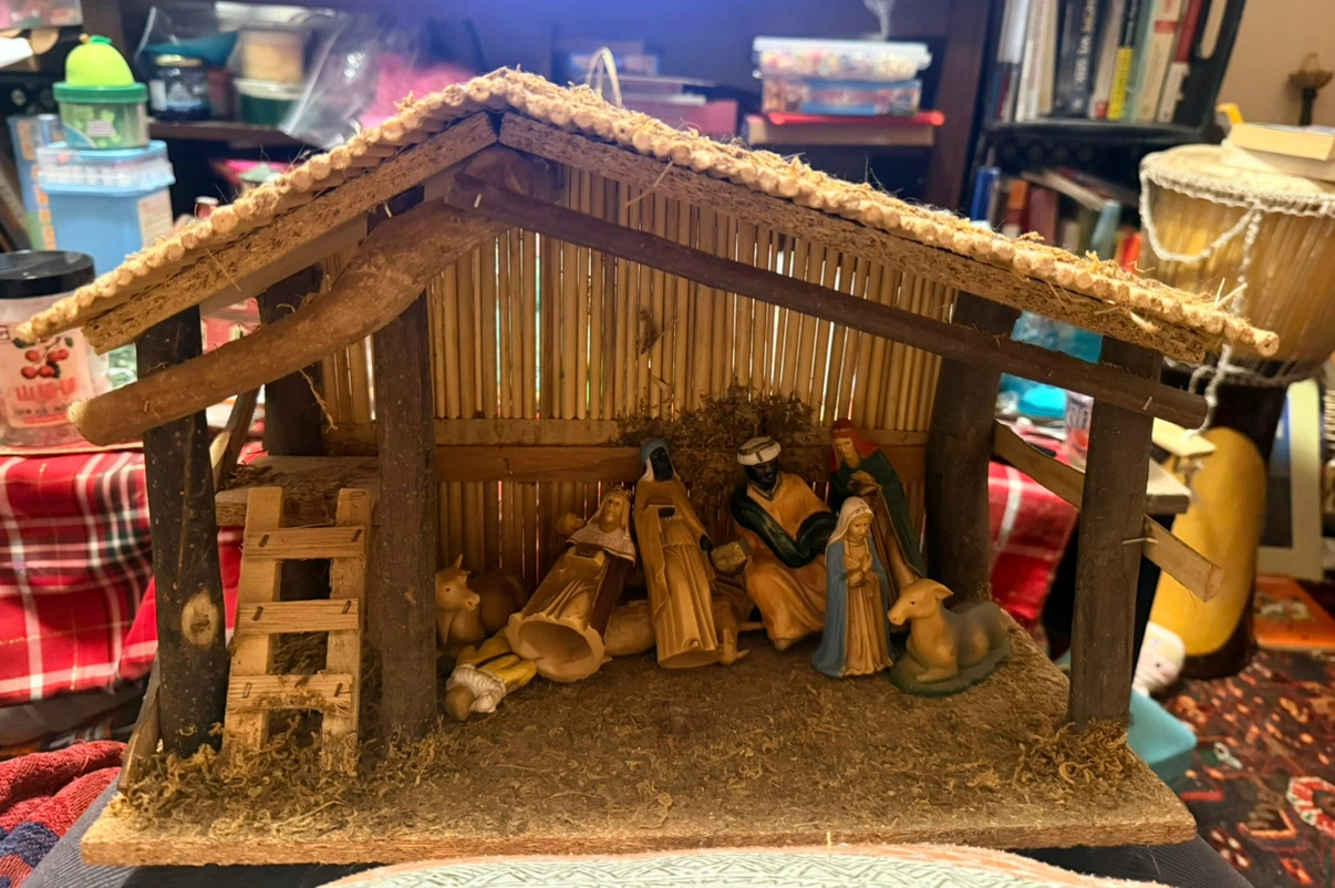 Rustic Wood Nativity Scene Set
