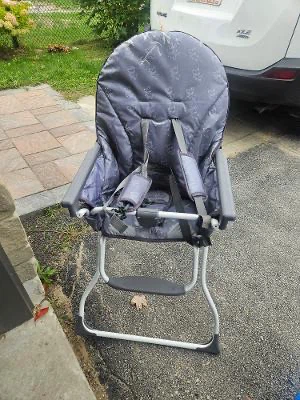 Living Basics Folding High Chair