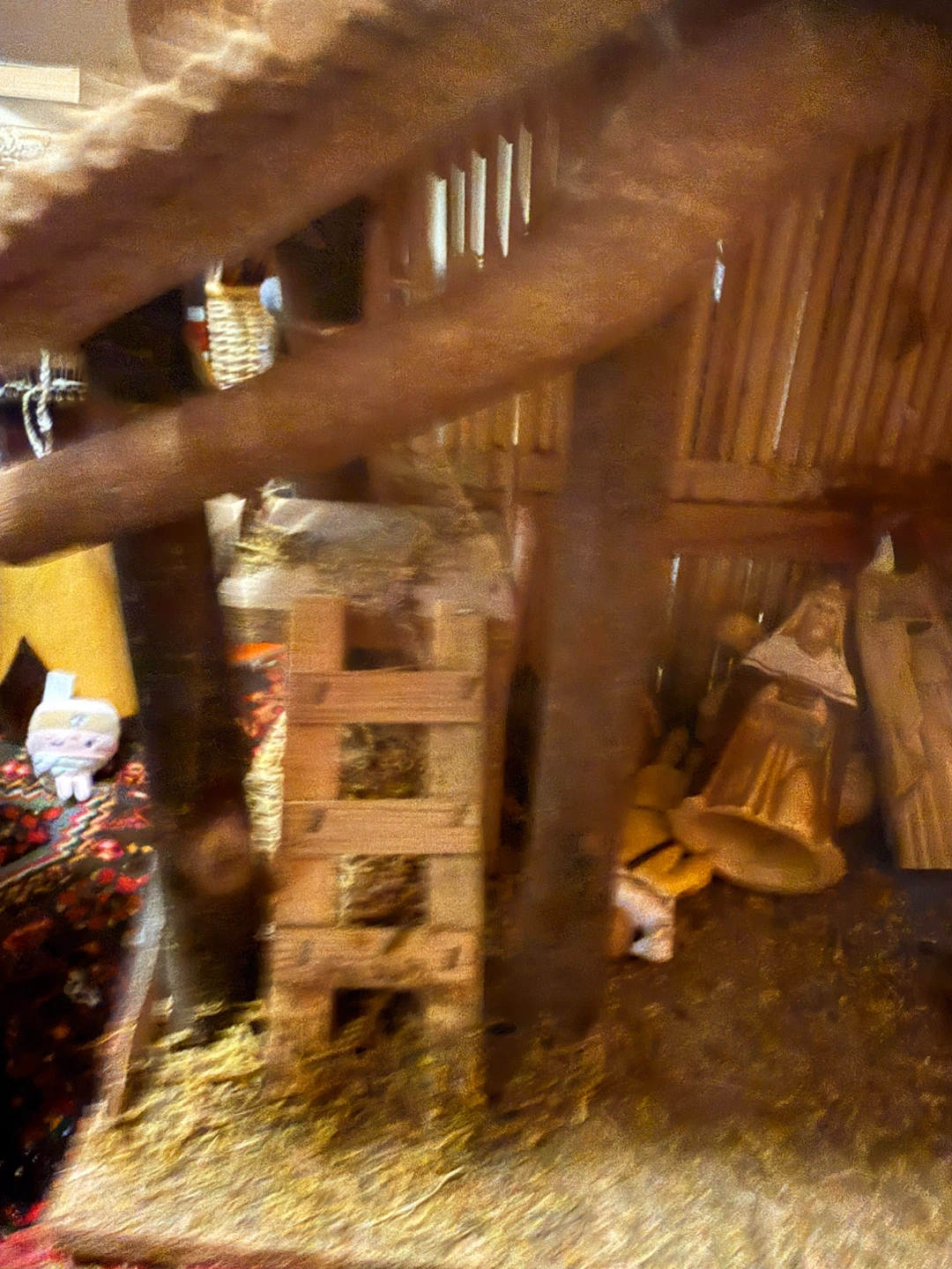 Rustic Wood Nativity Scene Set - photo 3