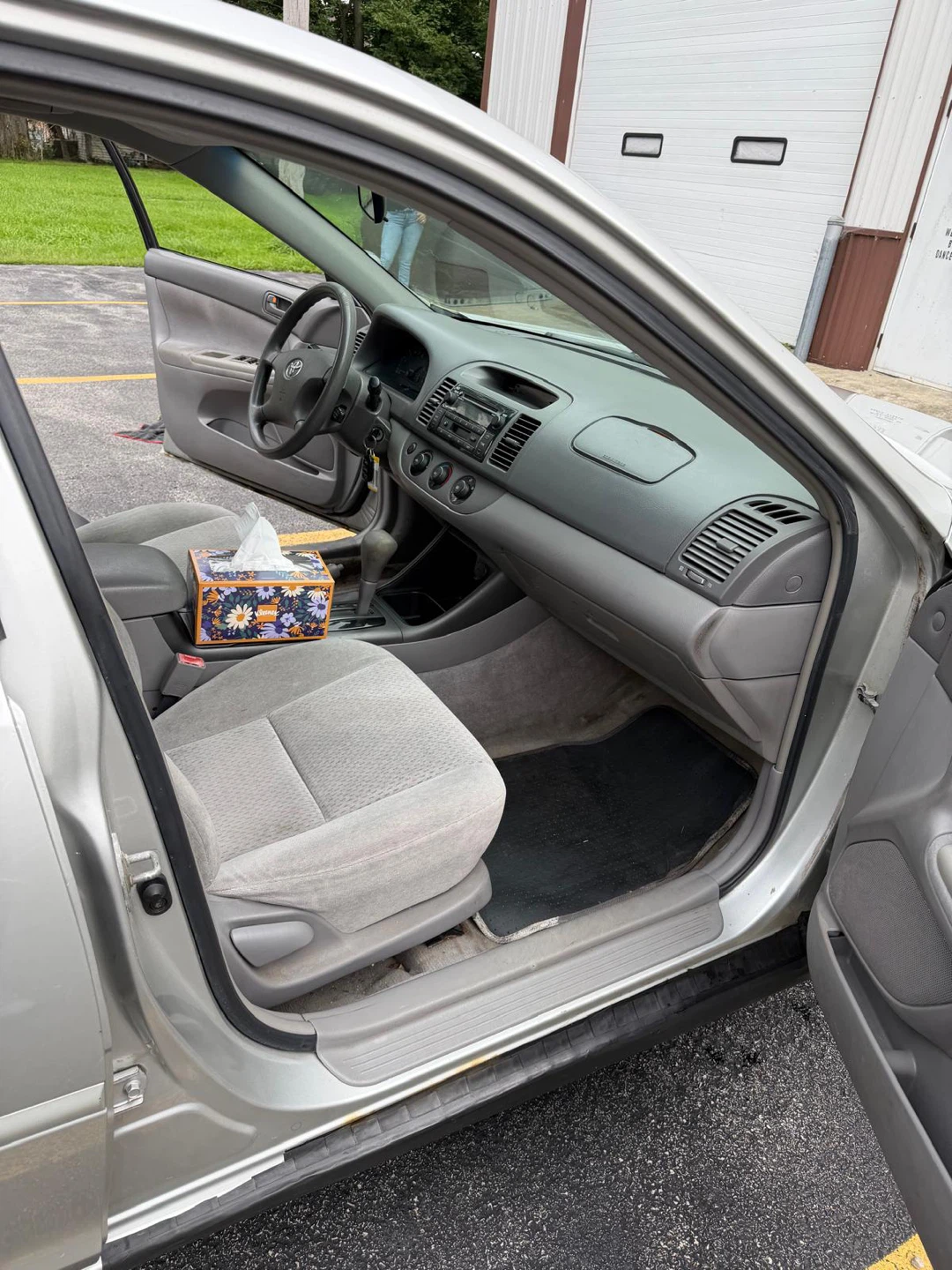 Silver Toyota Camry Sedan 2003 - photo 2