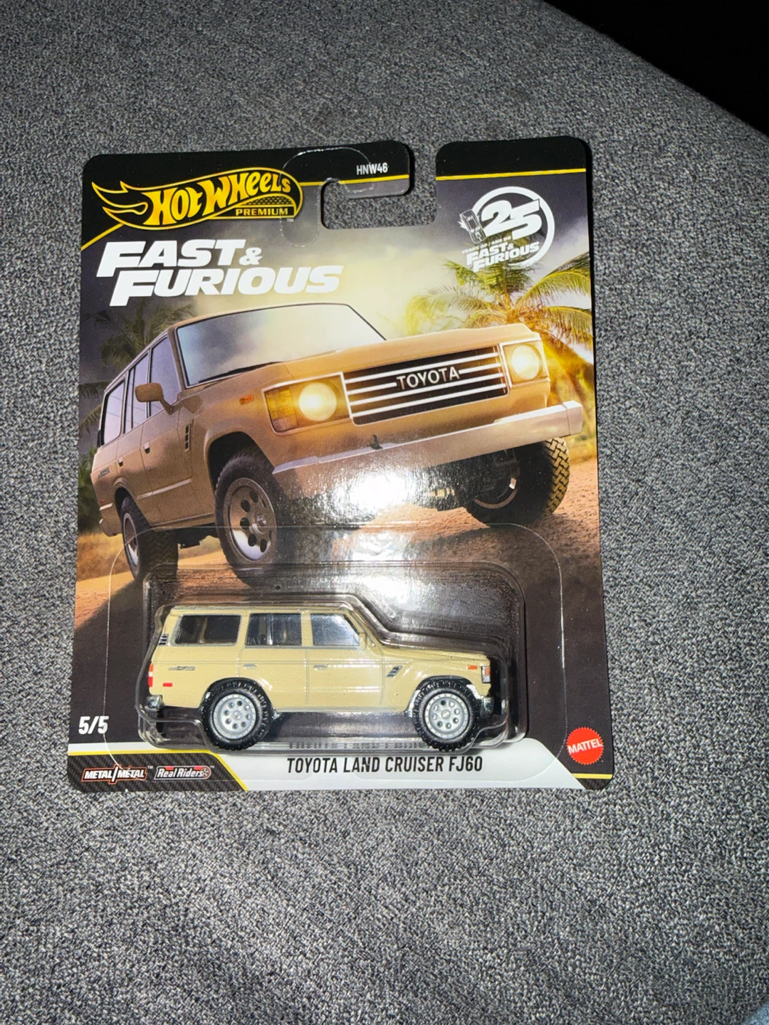 Hot Wheels Premium Fast & Furious Toyota Land Cruiser FJ60