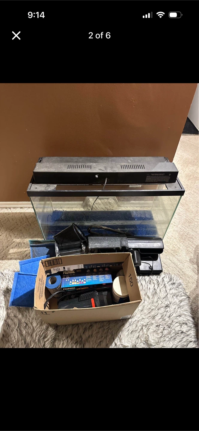 Fish stuff lot with aquarium - photo 2