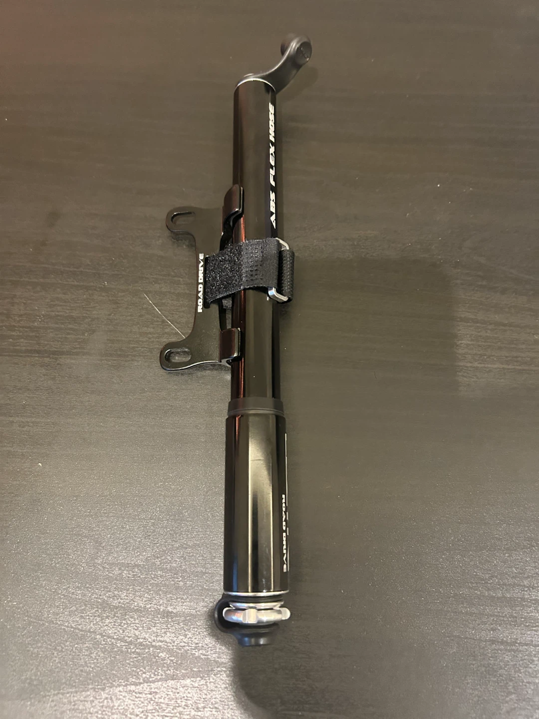 Lezyne ultra portable bike tire pump for presta valves - photo 2