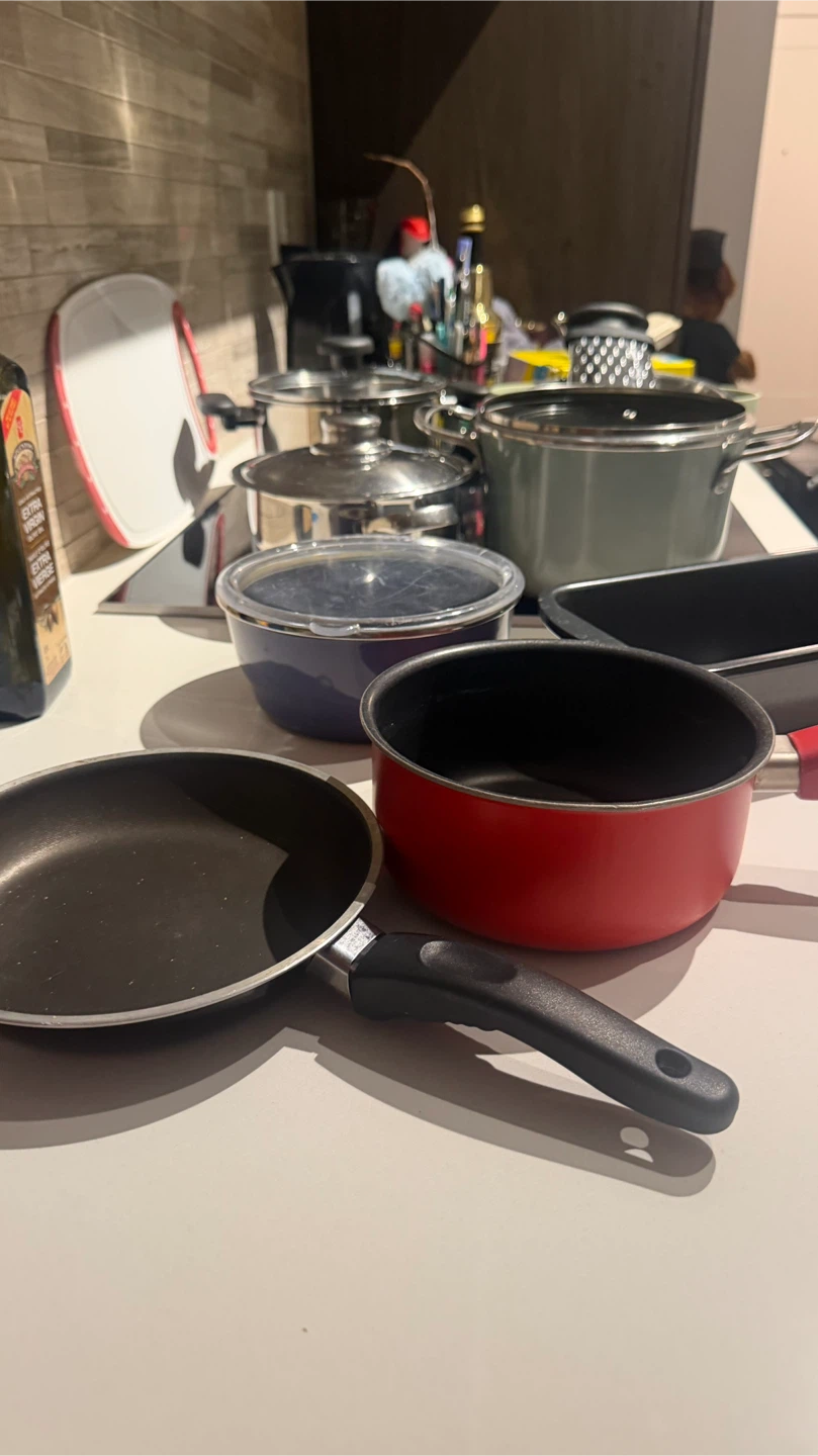 Assorted Kitchen Cookware Set - photo 2