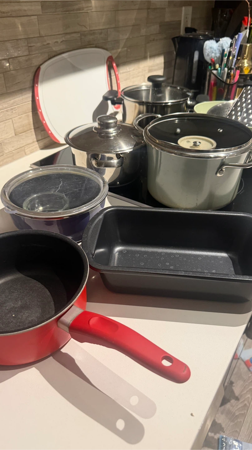 Assorted Kitchen Cookware Set - photo 3