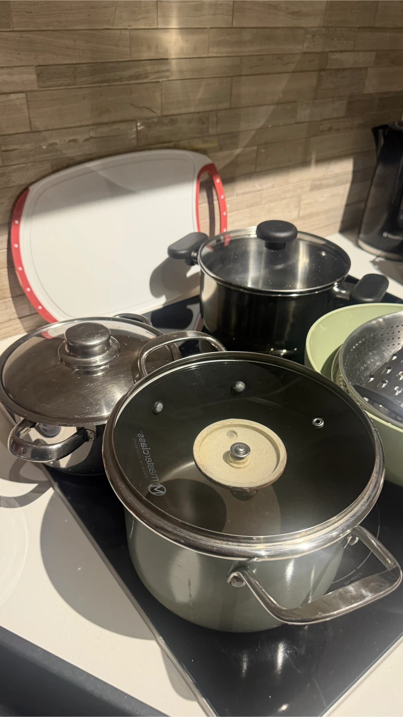 Assorted Kitchen Cookware Set - photo 4